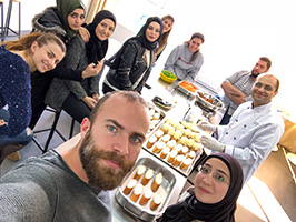 Ahmad Ahdab احمد الاحدب